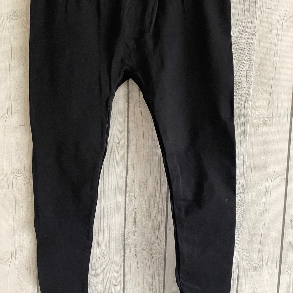 Gymshark Capri  leggings (NWOT) - Picture 2 of 8